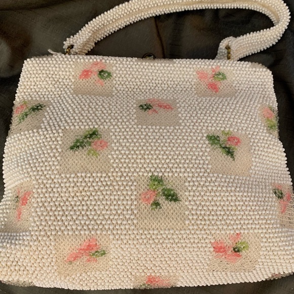 VTG 60’s Lumared Beaded Bag w/ Embroidered Roses - Picture 2 of 7